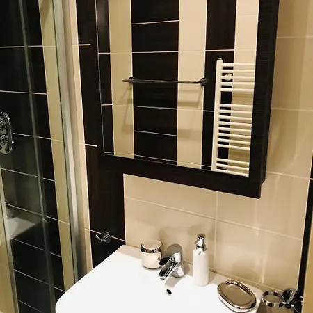 U Obecniho Dvora Apartment